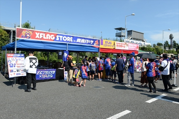 XFLAG STORE SHIBUYA出張販売所の様子