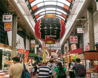 約170店が並ぶ！品種豊富な大阪・黒門市場の海鮮丼おすすめ5選