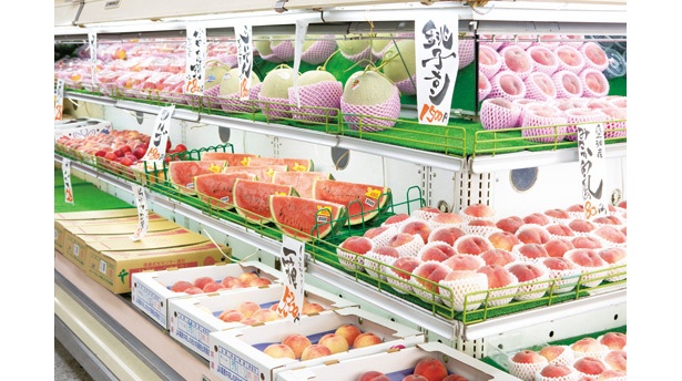 陳列棚からは旬が感じられる / ダイワスーパー