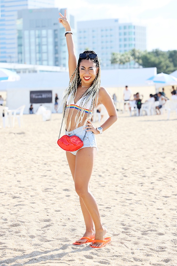 「Fukuoka REVO Beach Fes at ももち浜2019」で見つけた美女たち