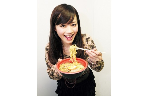 バレンタインにラーメンを！　「ローソン」×「関西ウォーカー」のコラボラーメンが2/8(火)発売！