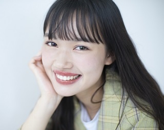 VOCE専属モデルに選ばれた、メドウズ舞良「田植えしながら泥パックして育ちました」
