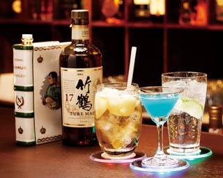 名古屋、伏見に「お酒の美術館」がオープン！希少なオールドボトルや洋酒が、ワンコインから楽しめる
