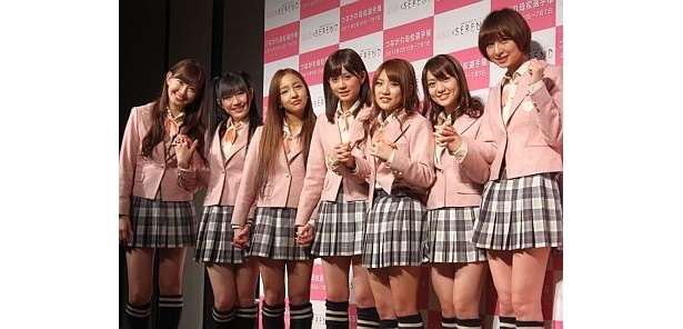 AKB48小嶋陽菜・大島優子ら豪華メンバーが思い出話で大盛り上がり！
