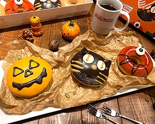 黒ネコやカボチャのドーナツが登場！クリスピーのハロウィン新作を実食レポ