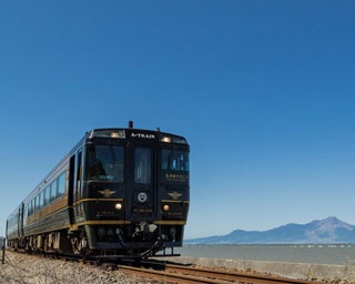 BAR TRAINで行こう！熊本〜天草間でジャズとお酒を嗜む大人の列車旅