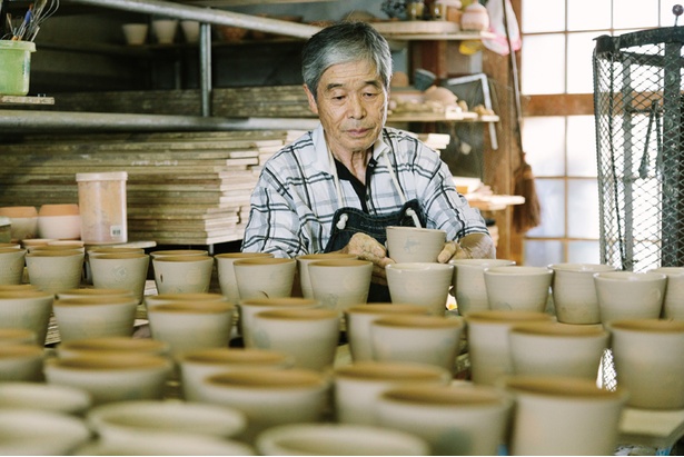 日常で使いたい素敵な器をみつけに！福岡・小石原焼の人気窯3軒｜ウォーカープラス