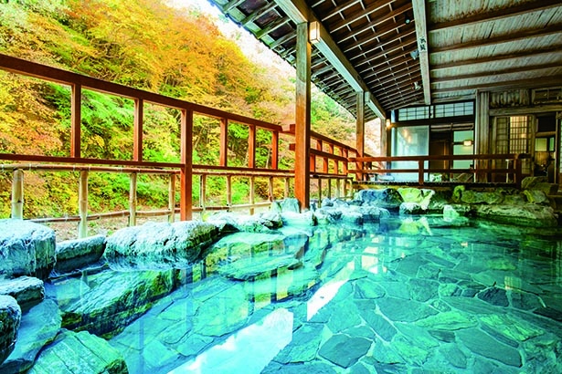 温泉 群馬 【天空の秘境】日本で最も美しい村のひとつ、群馬県六合温泉郷の見どころ１１選