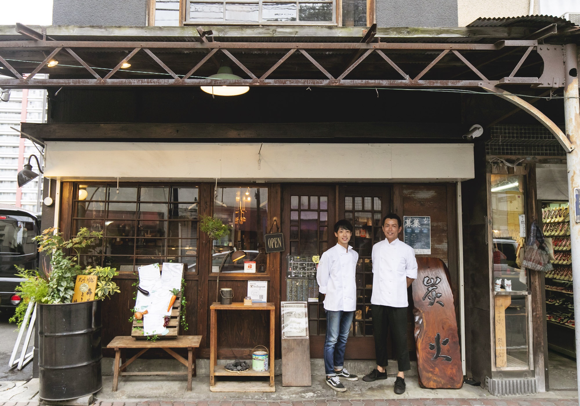 気品と大衆感を併せ持つ 連雀町炭火やきとり もとはし Shop Local ウォーカープラス