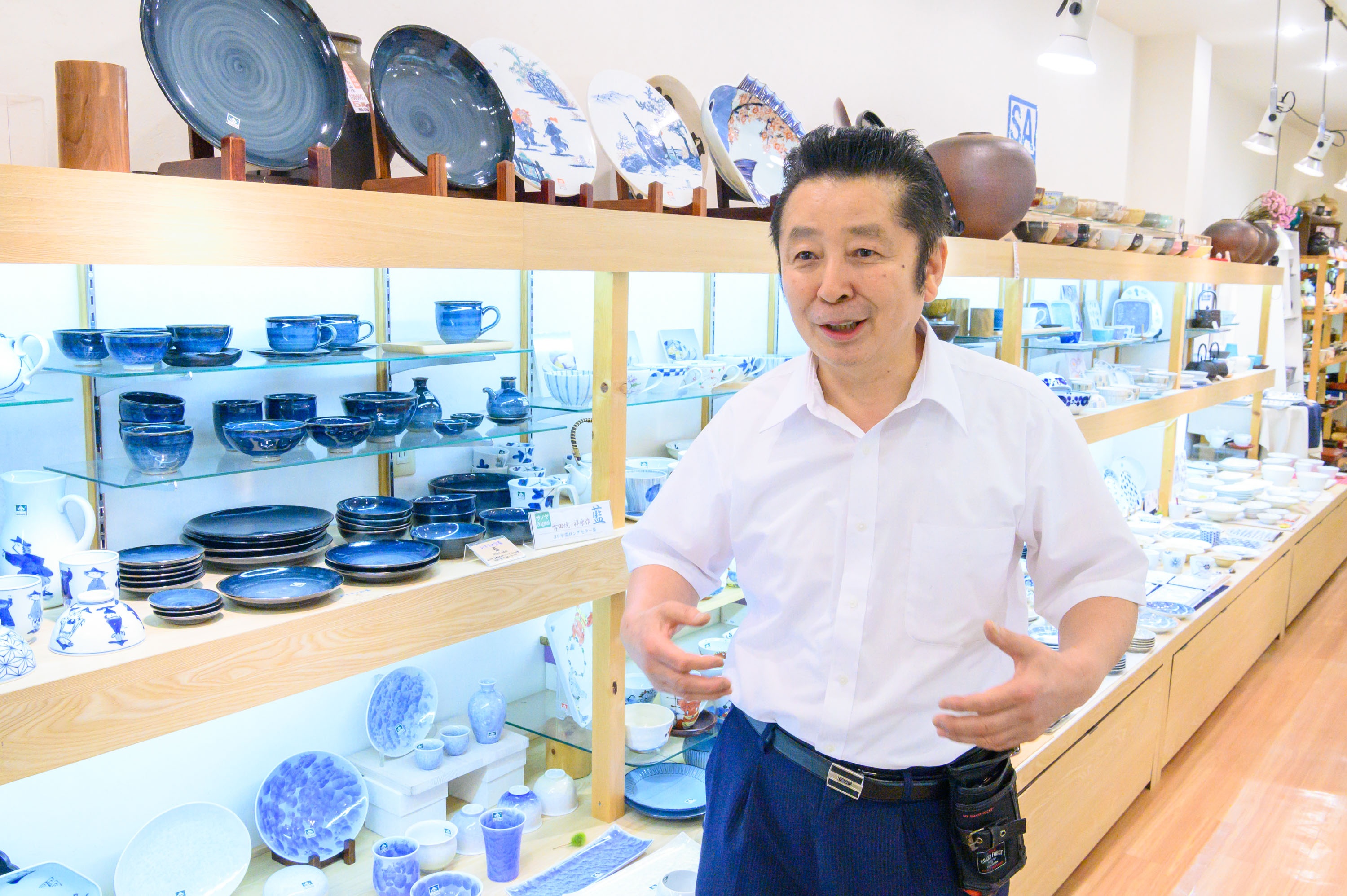 和食器の魅力を語ってくれた社長の佐野幸司さん