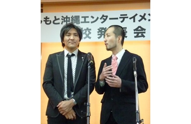 養成所時代の話を夢中で話す内間