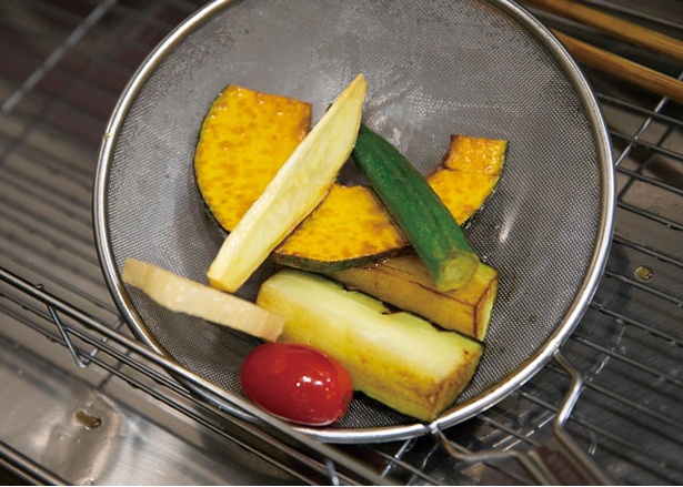 野菜党ラーメン / 素揚げ野菜で彩り鮮やか！