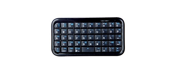 コードレスでミニサイズ！　長文メールもラクラクキーボード「Mini Bluetooth(R) Keyboard」(1980円)