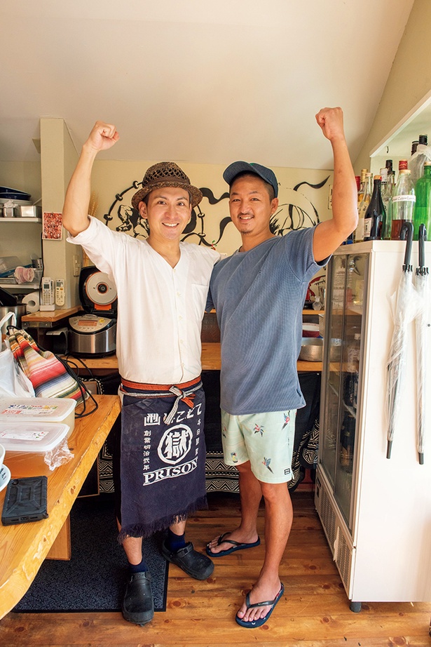 左、｢RAMEN渦雷｣店主・大西芳美さん 右、｢支那蕎麦屋 藤花｣店主・佐藤洸さん