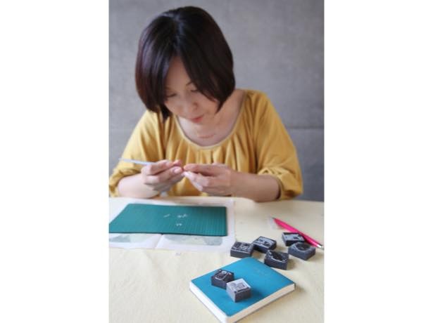 大田区在住のはんこアーティスト、ひびのさなこさん