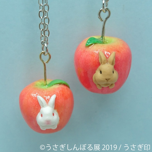 「りんごネックレス」(税抜 2500円)