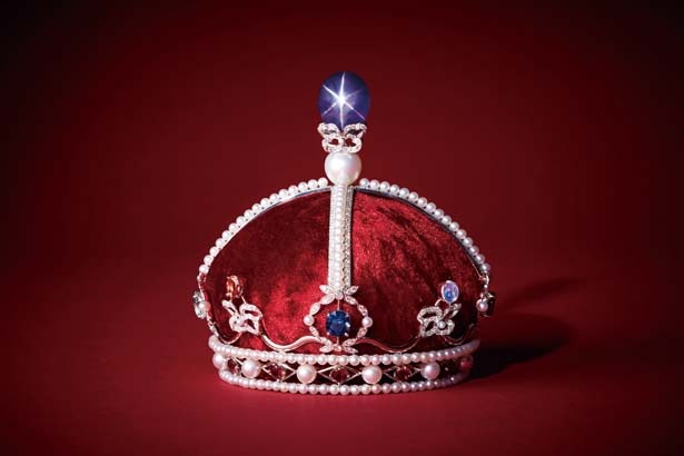 総額3億円のリボンの騎士「サファイアの王冠」