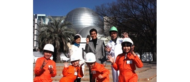 名古屋に世界最大級のプラネタリウム誕生！菊川怜らが開館前に潜入