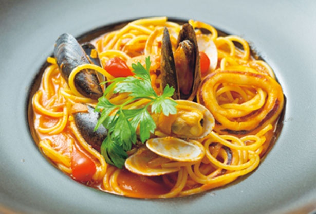 パスタペスカトーレ アメリケーヌ風。魚介の旨味が濃厚/リーガロイヤルホテル京都「ホテルでラグビーを観戦しよう！」