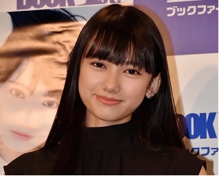 黒崎レイナ「だんだん慣れてきて、もうどんどん撮って下さい！という感じになってました」