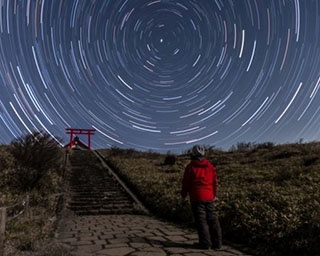 「箱根 駒ケ岳ロープウェー」の夜間運行と星空パノラマを楽しもう