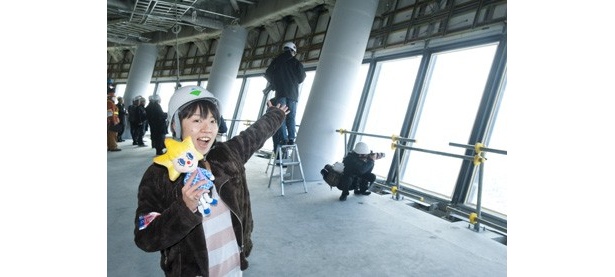 3月6日(日)に、報道向けの「第一展望台撮影会」が開催された「東京スカイツリー（R）」。地上345mから見た東京の景色は、想像をはるかに越える“絶景”だった！