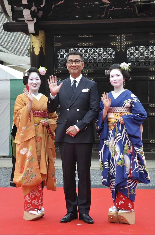 画像1 11 中井貴一が三船敏郎賞を受賞 映画やアートなどの祭典 京都国際映画祭2019 が開幕 世界遺産 西本願寺でオープニング ウォーカープラス