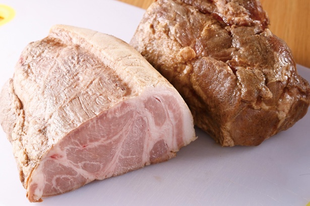 噛むほどあふれる肉の旨味に感動！ / 鶏そば 啜る