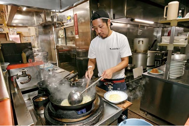 あっちゃん亭 / 関西の日本料理店などで修業を積んだ2代目・永江秀一さん