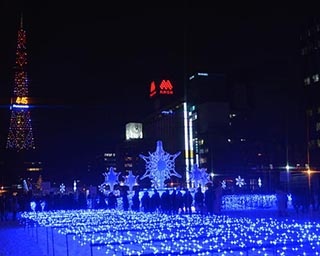 鮮やかなライトが街を彩る「第39回さっぽろホワイトイルミネーション」が開催