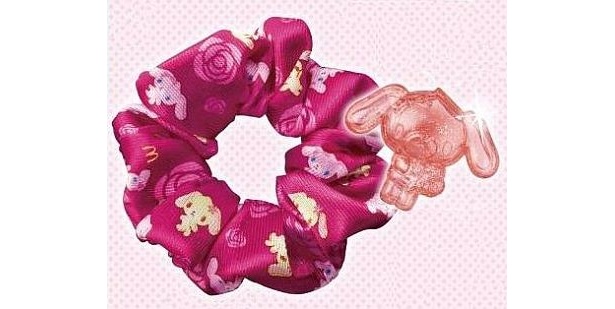女の子向けのおもちゃには「シュガーバニーズ」のチャーム付きシュシュが登場　※3/25販売開始