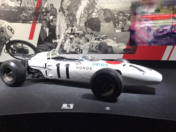 【写真】ホンダのブースでは希少なレース史に残る名車を展示