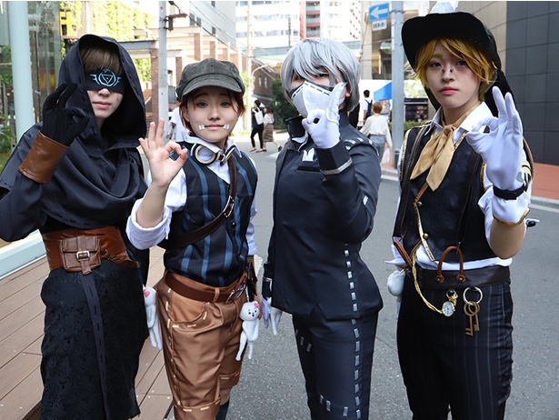 大阪・茶屋町「梅田茶屋町コスプレフェス」集まったコスプレイヤーたち