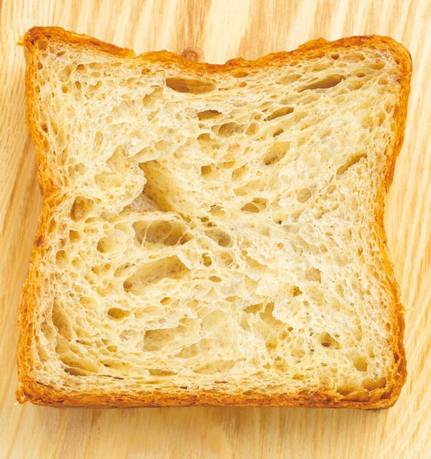 全粒粉ゆめちから(980円・1.5斤)/箕面デニッシュ サトウカエデ 大丸梅田店
