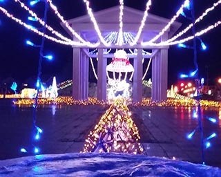 クリスマスムード満載の「2019 Lighting Bell in NOTOGAWA」が滋賀県東近江市で開催