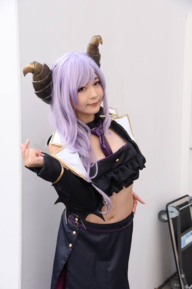 バーチャルYouTuberの西園寺メアリに扮する千都ちひろさん