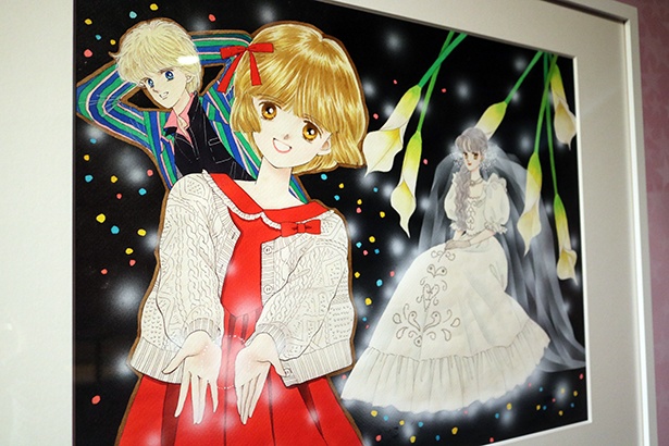細部まで描き込まれたカラー原稿も見どころ