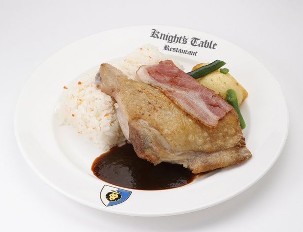クリスマスの定番「クリスマスローストチキン」(スープ、デザート、ドリンクバー付 税込 2300円) / ナイト・テーブル・レストラン※画像はイメージ
