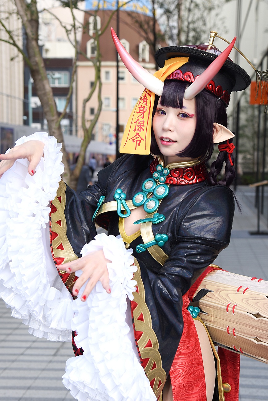 【写真を見る】「Fate/Grand Order」の酒呑童子に扮する五木あきらさんをはじめ、魅力的なコスプレイヤーがずらり!<写真20点>