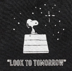 “LOOK TO TOMORROW”(明日を見よう)