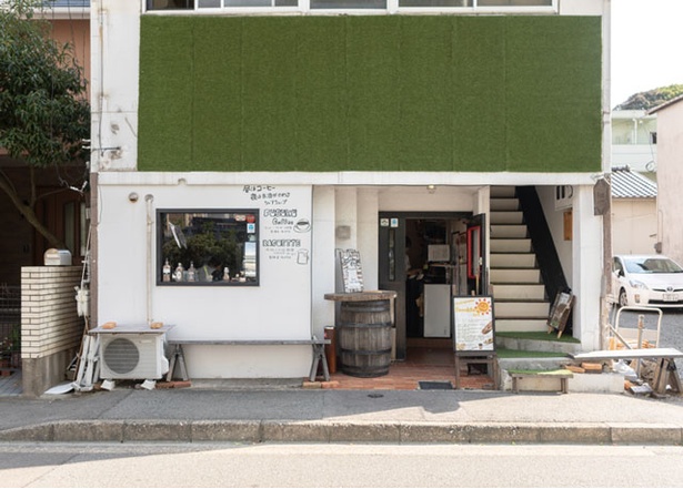 Fusuku Coffee / コーヒーの名店がひしめく六本松近辺でも異彩を放つ存在