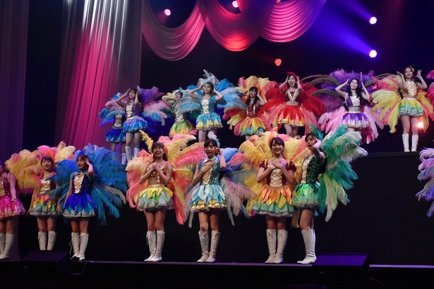 博多座11月公演『AKB48グループ特別公演』いよいよ開幕!