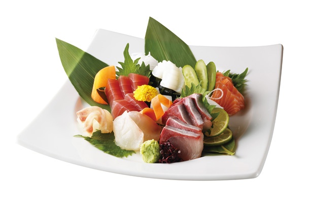 3580円のコースに付く刺身は、その日に仕入れた新鮮な魚を使用している。魚の種類は季節によって替わる / 名古屋みなと漁港