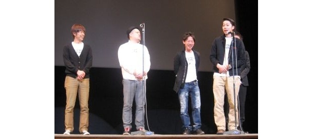 舞台挨拶の様子