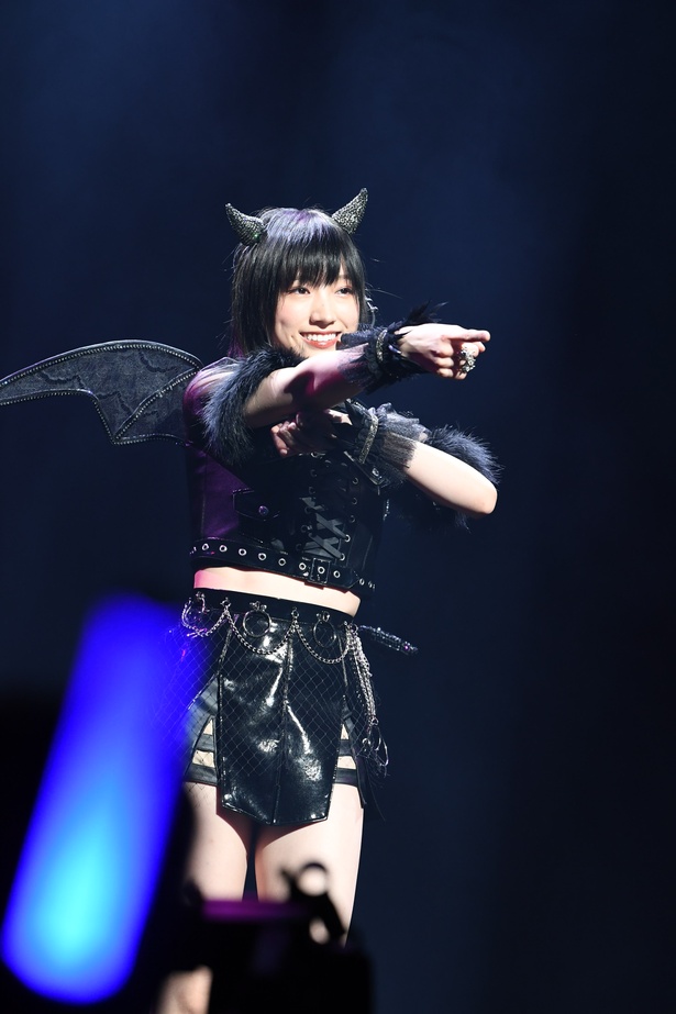 NMB48太田夢莉ソロコンで黒い衣裳のワルキーを披露！｜ウォーカープラス