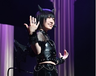 NMB48太田夢莉ソロコンで黒い衣裳のワルキーを披露！