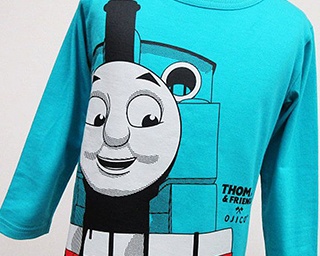 暑がり男児はTシャツ素材の“トーマスウェア”で冬を越そう！