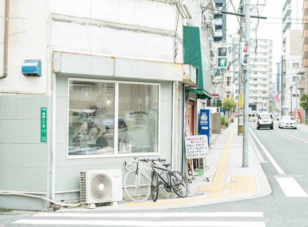 Good up Coffee / 新店ができ、2軒続きのカフェに。豆の販売も始めた