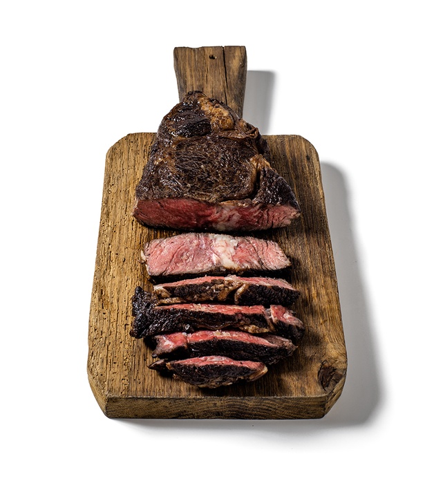 「ダブルパウンドステーキ(約900g/ 3～4人分)」7800円/DEAN ＆ DELUCA　※予約期間：～12月12日(木)、お渡し：12月21日(土)～25日(水)