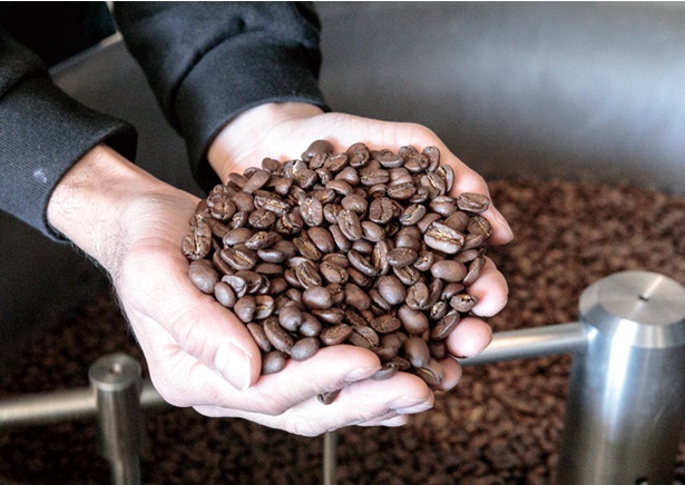 COFFEE UNIDOS / 生産者から直接仕入れた愛着のある豆を日々焙煎